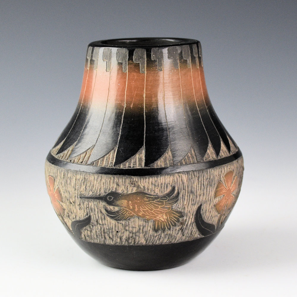 Moquino, Corn - Black and Sienna Jar with Hummingbirds and Flowers (1990s) - Image 4