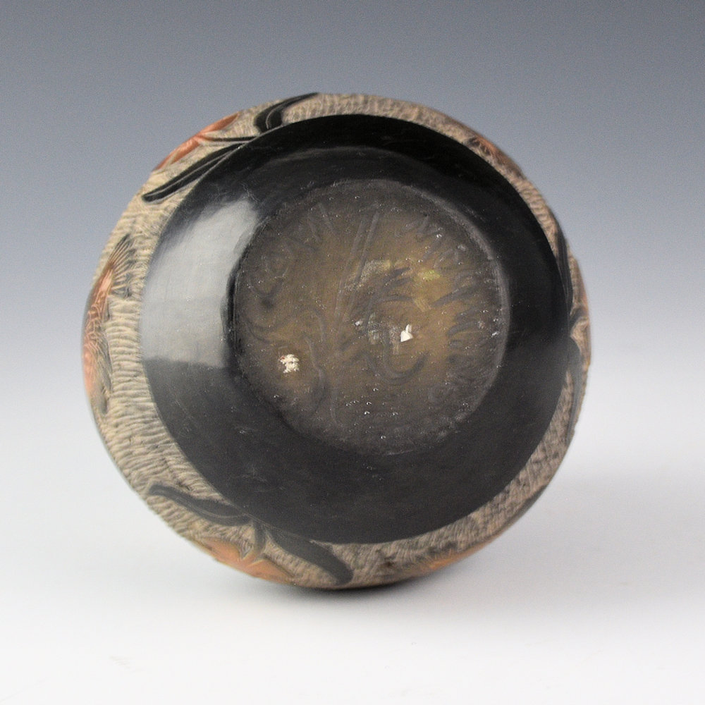 Moquino, Corn - Black and Sienna Jar with Hummingbirds and Flowers (1990s) - Image 6