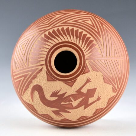 Daubs, Dennis - Bowl with Mimbres Lizard (1980s)