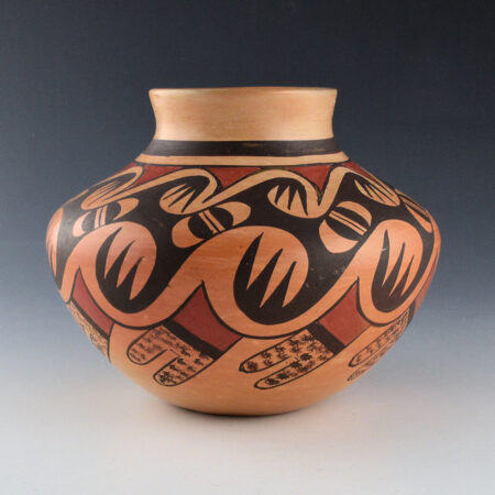 Alternative view of Nampeyo, Elva Tewaguna - Jar with 18 Blackbird Migration (1970s)