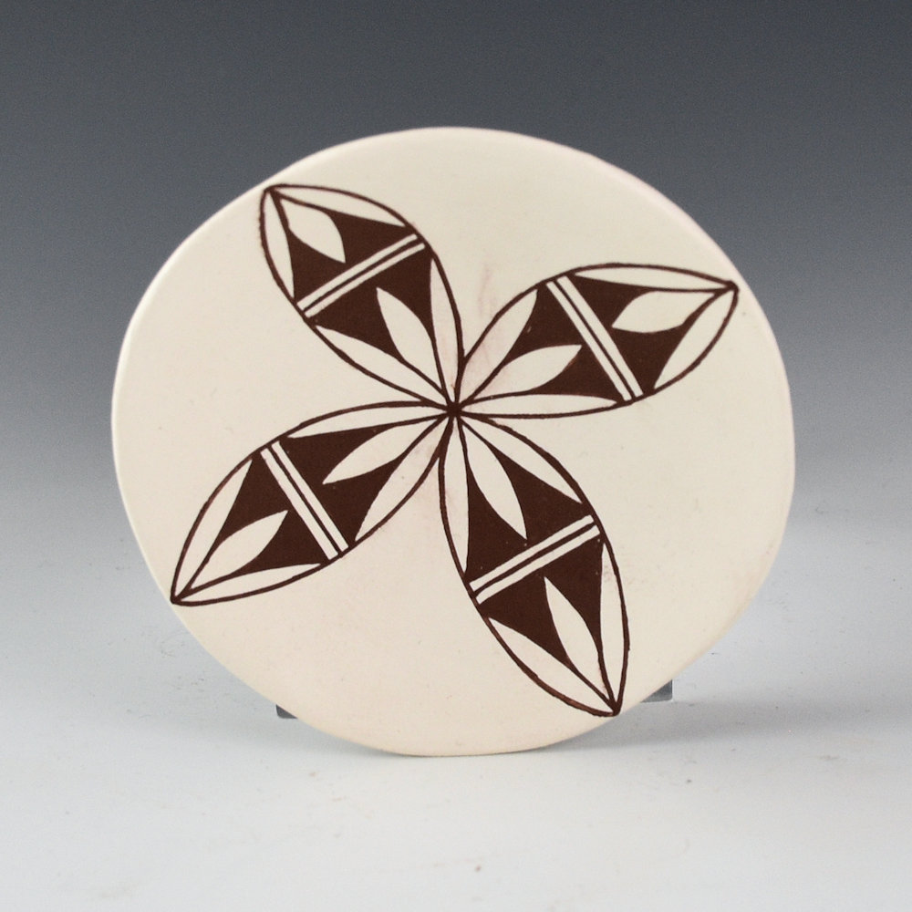Patricio, Felisha- Small Plate with Leaf Design