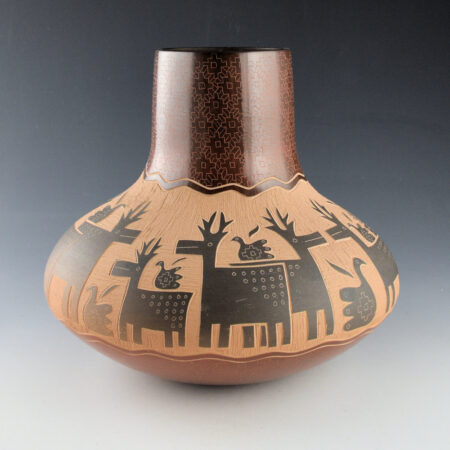 Naranjo, Jody - Large Jar with 13 Deer and 14 Birds (1998)