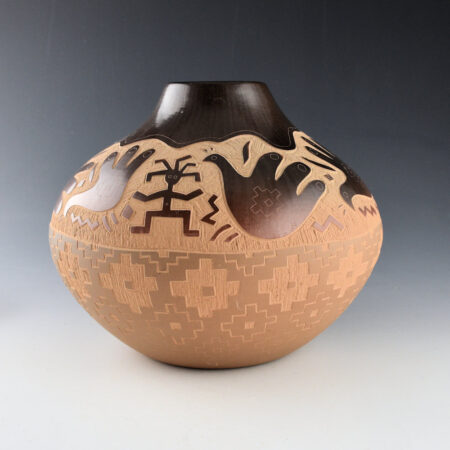 Alternative view of Naranjo, Jody - Large Jar with Eight Birds (1996)