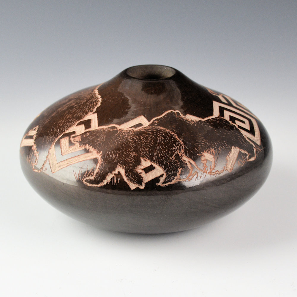 Naranjo, Johnathan - Jar with Four Realistic Bears - Image 2