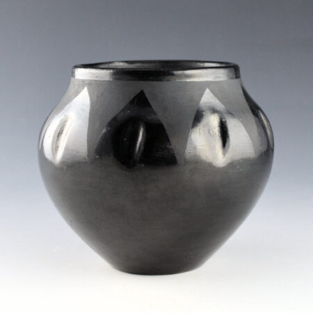 Alternative view of Martinez, Maria - Jar with Gourd Indentions (1920's)