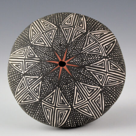 Alternative view of Victorino, Sandra  - "Flower Blossom" Op-Art Seedpot
