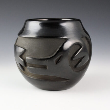 Suazo, Anita - Jar with Carved Avanyu