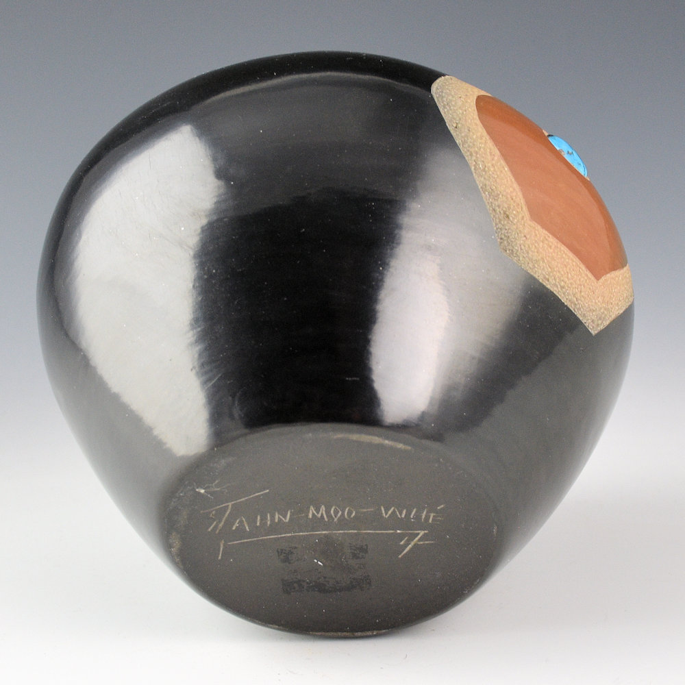Gonzales, Barbara - Black and Sienna Jar with Pottery Design (1974) Ribbon - Image 4