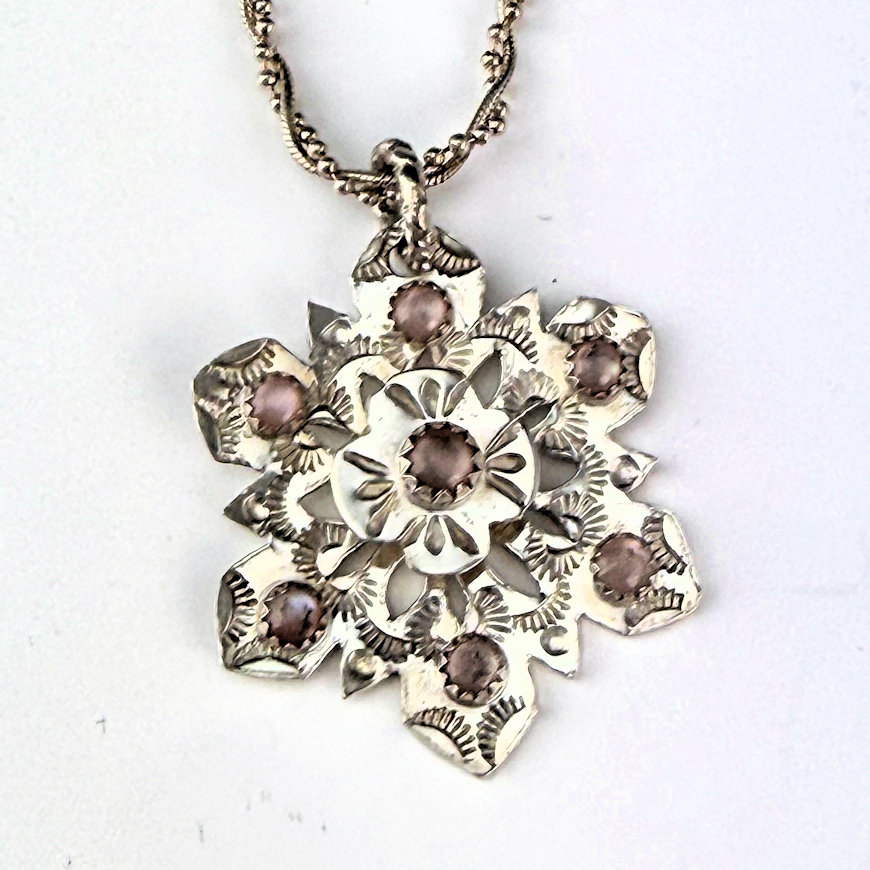 Marquez-Lopez, Bernadette - "Snowflake" Silver Pendant (Silver, Pink Mussel Shell)