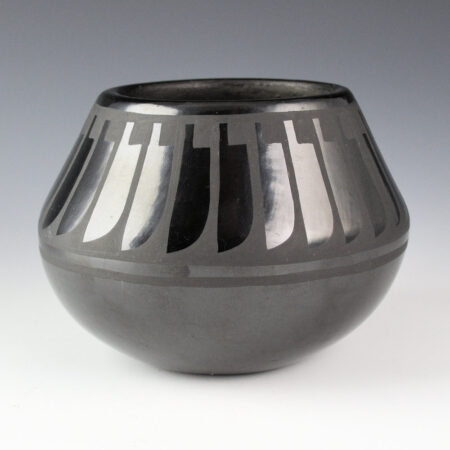 Blue Corn - Black Jar with 29 Feathers (1970s)