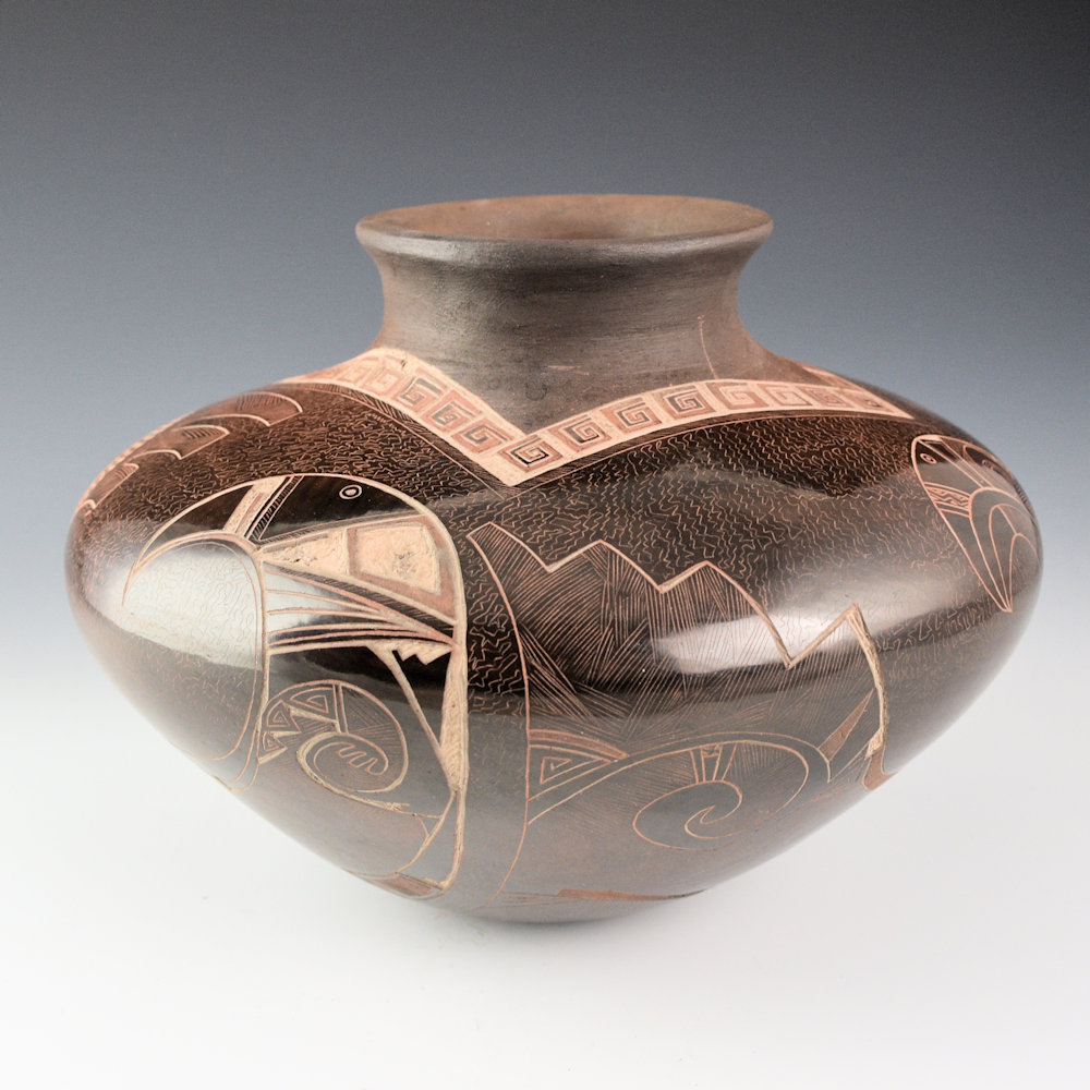 Naranjo, Dusty - 9" Wide Jar with Swirling Rain Birds (2003) Ribbon - Image 4
