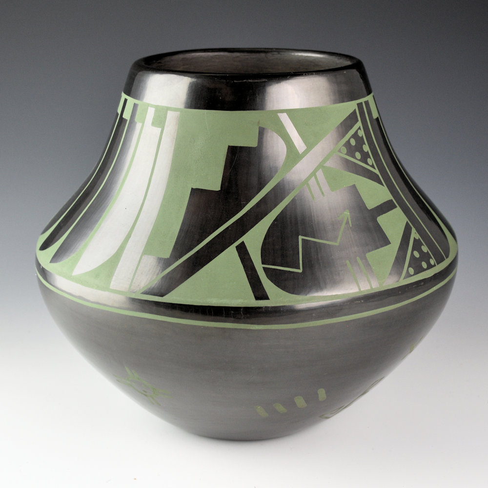 Fender, Erik - 9" Wide Green-on-Black Jar with Feather and Lightning Design - Image 4