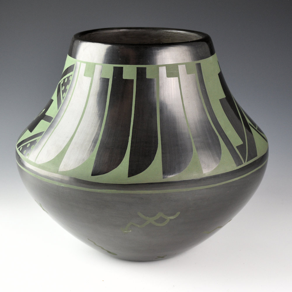 Fender, Erik - 9" Wide Green-on-Black Jar with Feather and Lightning Design - Image 3