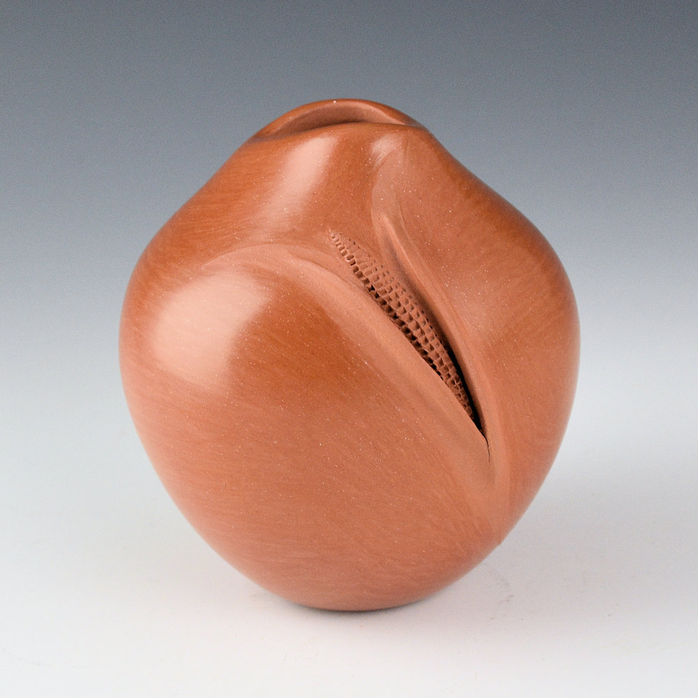 Nampeyo, Iris - Red Jar with Corn Design (2005)