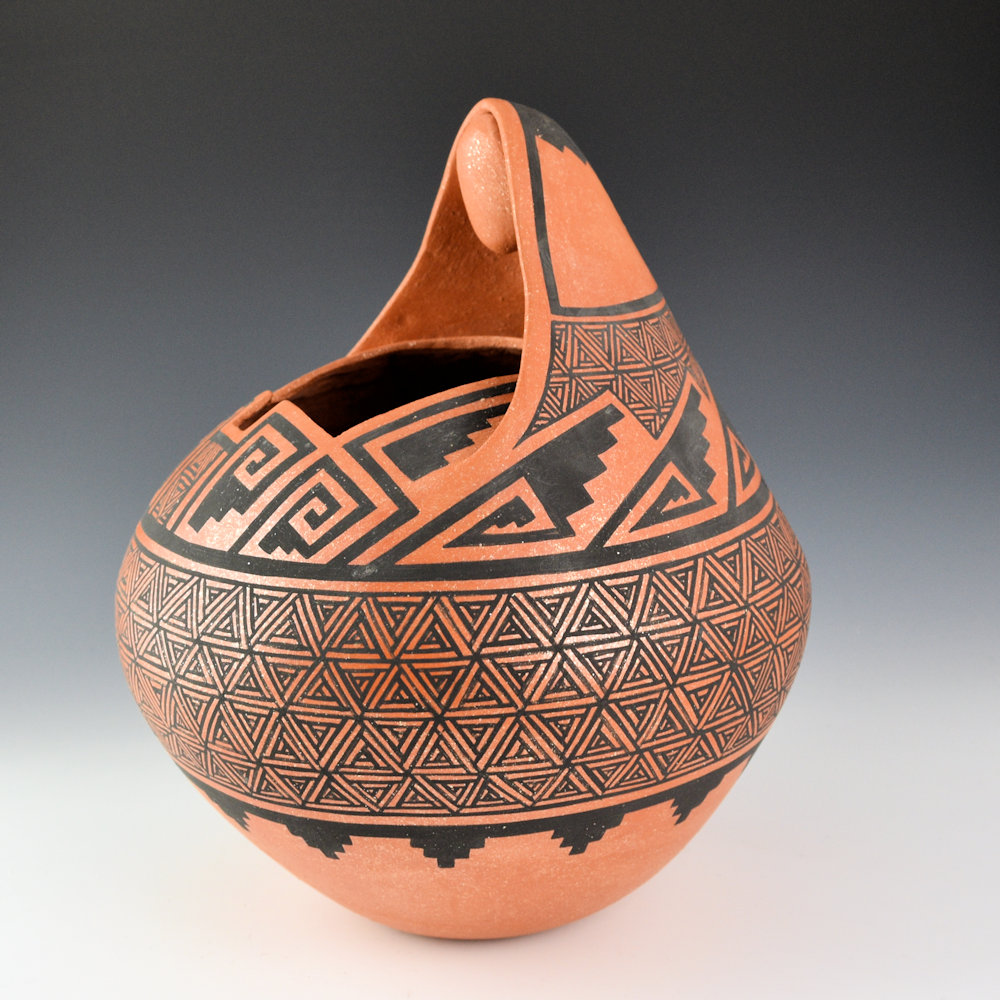 Trancosa, Kevin - Tall "Pueblo Maiden" Jar (1997)