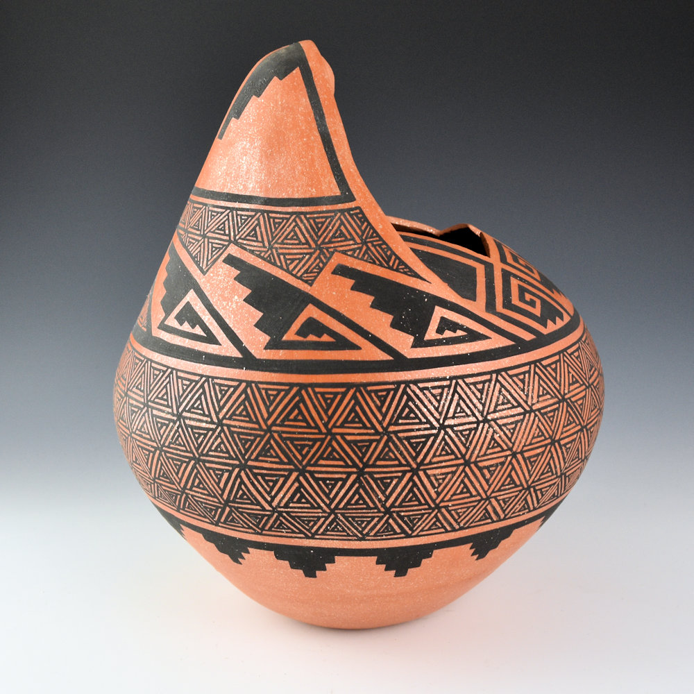 Trancosa, Kevin - Tall "Pueblo Maiden" Jar (1997) - Image 3