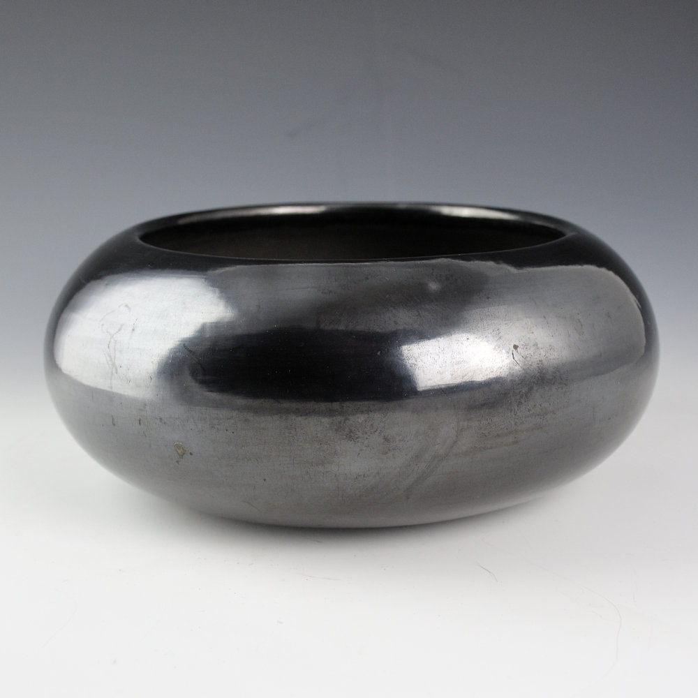 Martinez, Maria - 8.5" Wide Plainware Bowl "Maria Poveka", 1960