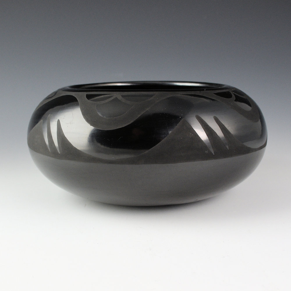 Martinez, Maria - Wide Bowl with Avanyu (Maria + Santana, 1954-6) - Image 3