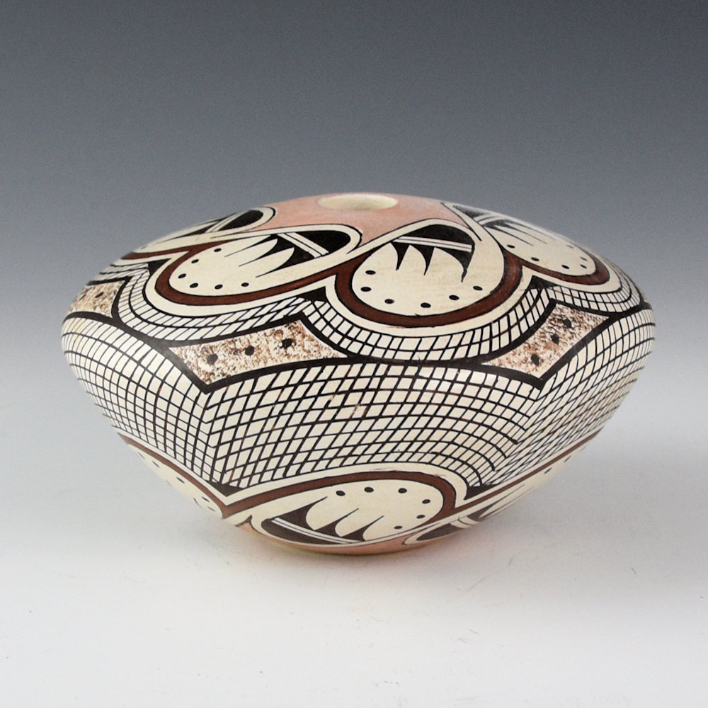Naha, Rainy - Seed Bowl with Bear Paw Design (1990s) - Image 3