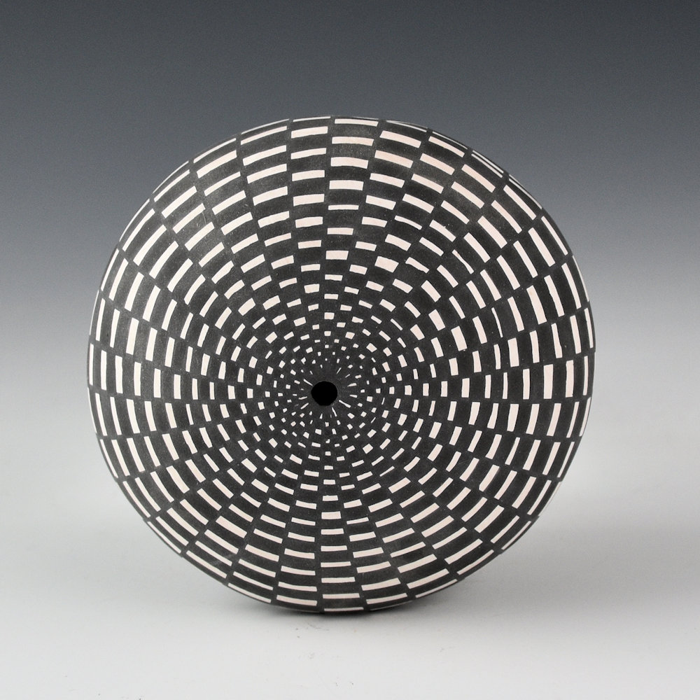 Victorino, Sandra - Checkerboard Seedpot - Image 2