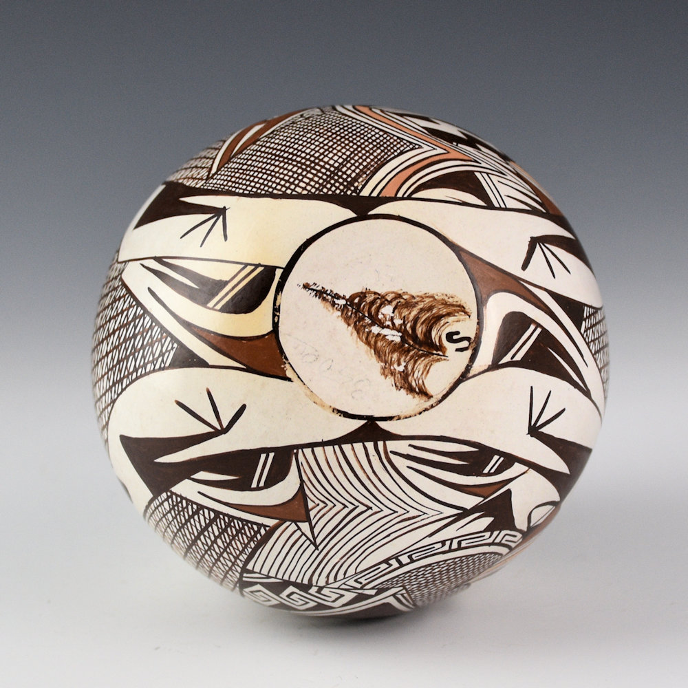 Naha, Sylvia - Jar with Pottery Shards, Frogs, and Tadpoles (1980s) - Image 5