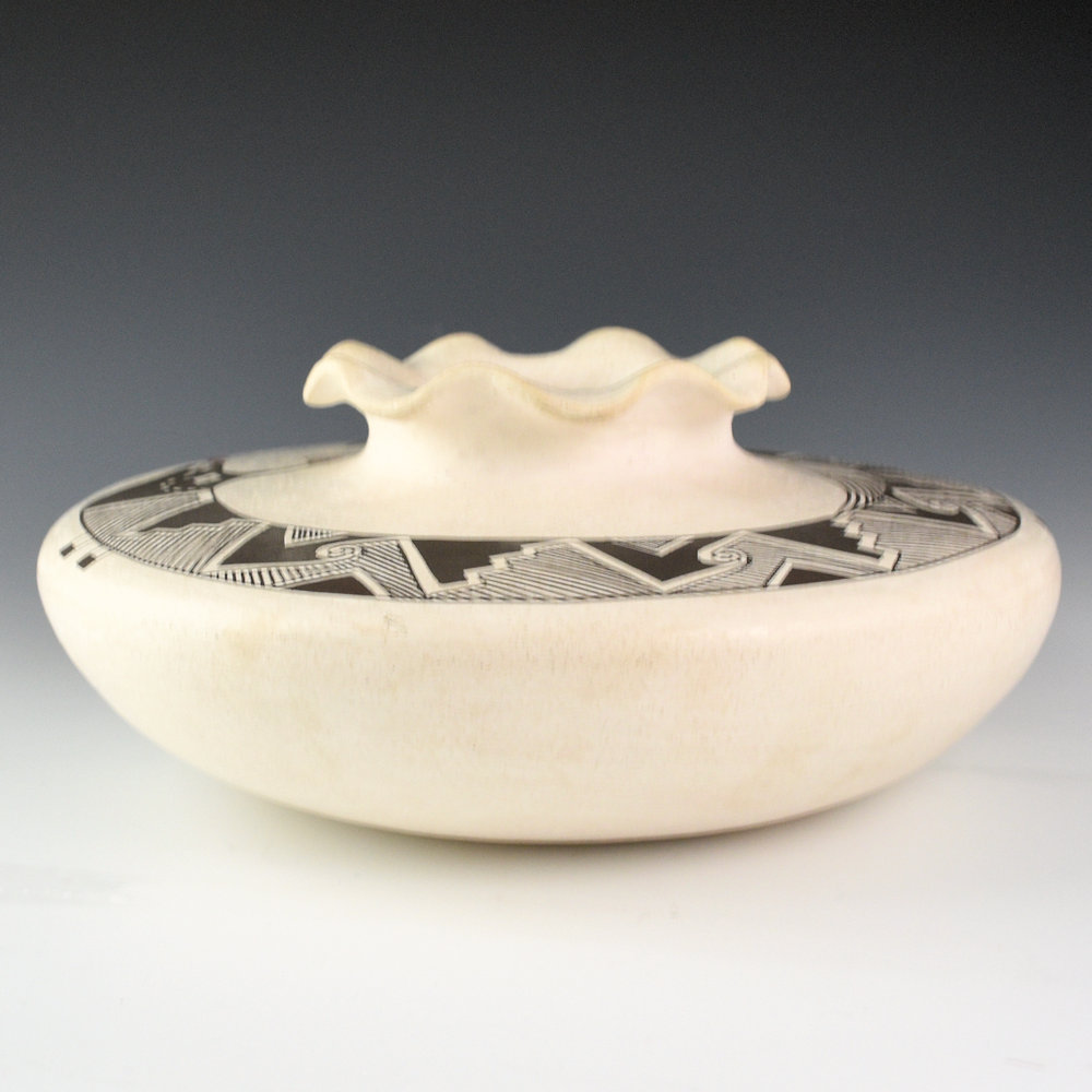 Cerno, Barbara & Joseph - 9" Wide Jar with Avanyu Design and Fluted Rim (1989) - Image 3