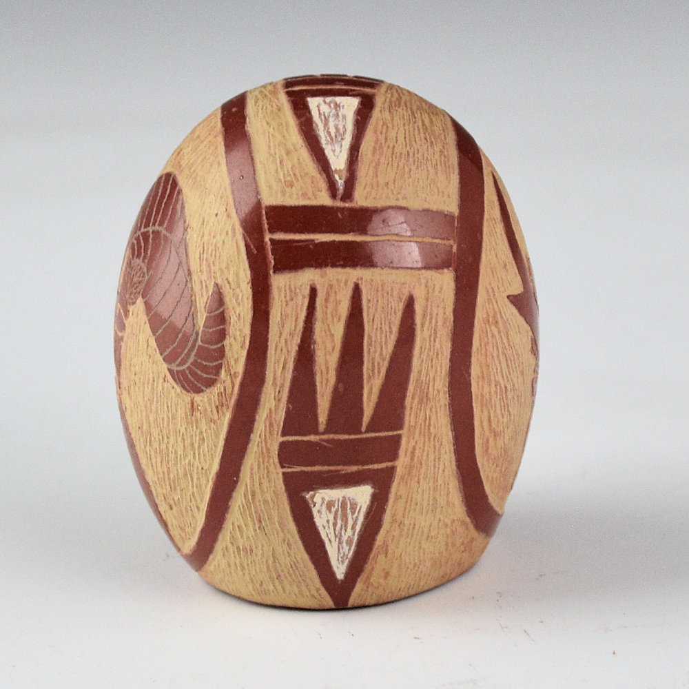 Tafoya, Camilio - "Antelope and Big Horn Sheep" Seedpot (1990s) - Image 3