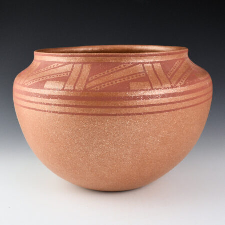 Calabaza-Jenkins, Diane - Large Micaceous Jar with Rain Designs (1980s)