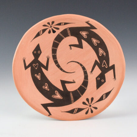 Torivio, Dorothy - Plate with Mimbres Lizards (1970s)