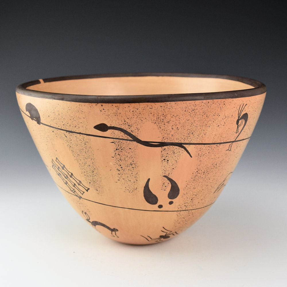 Kahe, Gloria - "Emergence of the Hopi Clans" Large Jar - Image 3