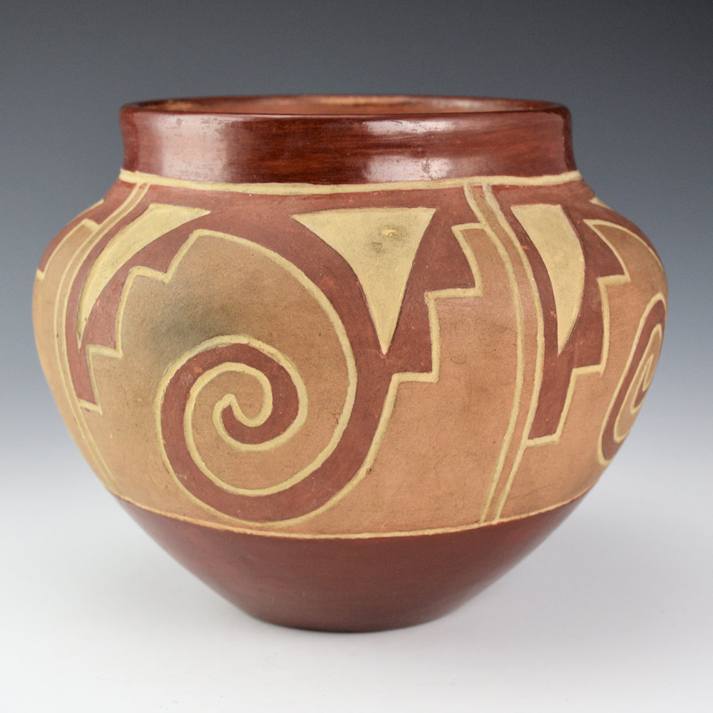 Atencio, Luteria - Incised Polychrome Jar with Cloud and Rain Designs (1940s) - Image 2