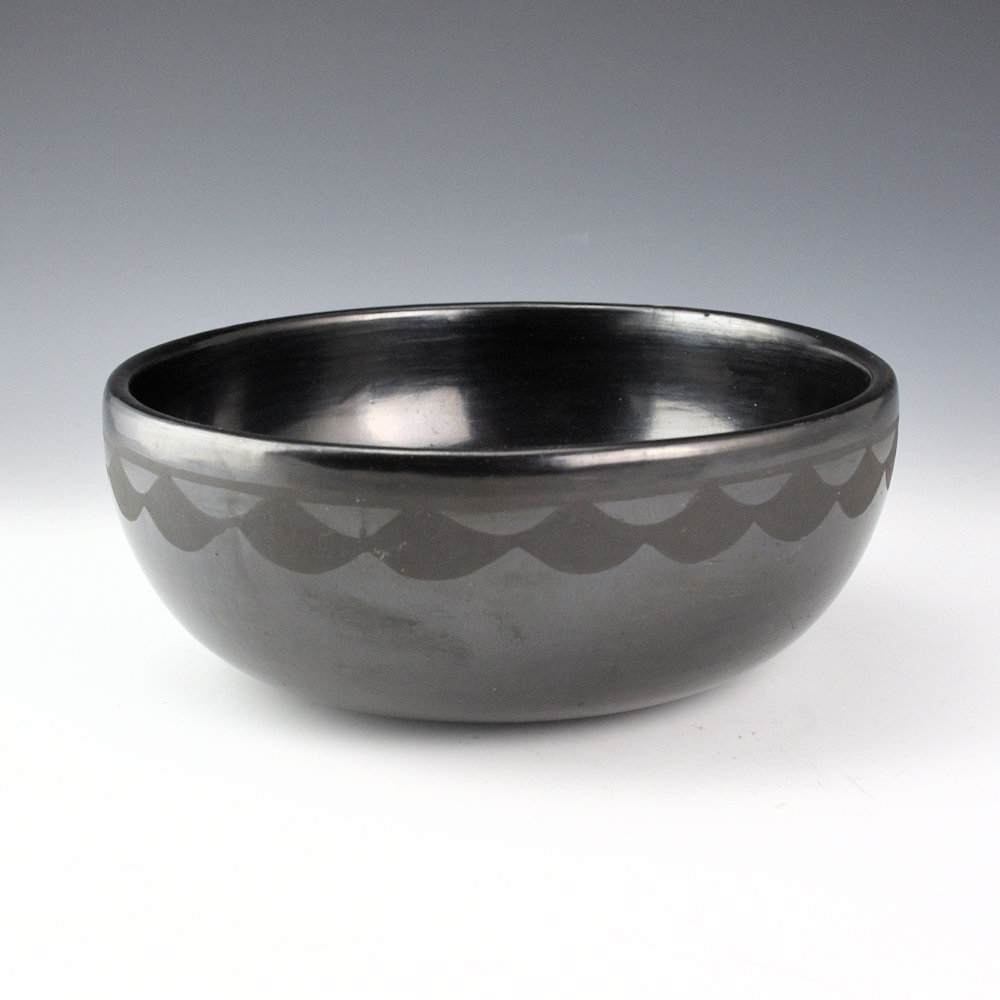 Martinez, Maria - Fully Polished Bowl with Cloud Designs, "Marie + Santana" (1950s) - Image 4