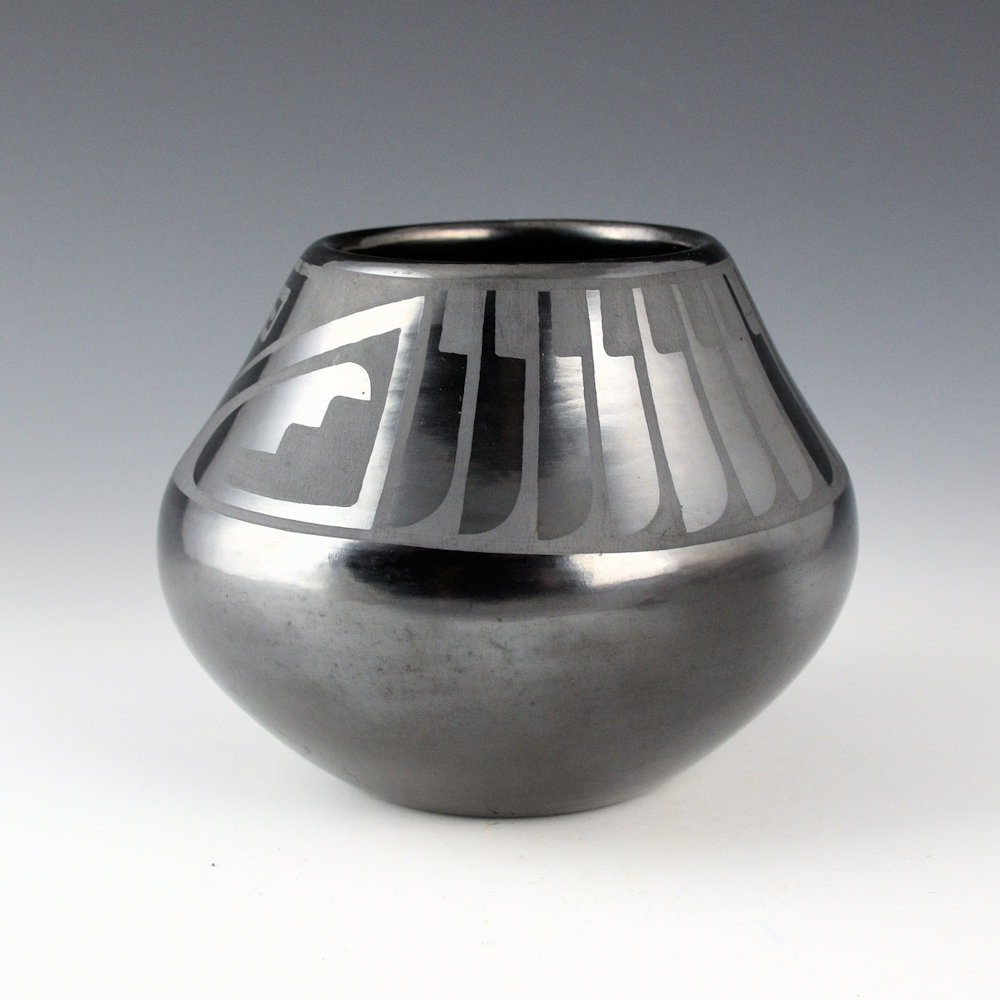 Martinez, Maria – Gunmetal Jar with Feathers and Mesa Design “Maria Popovi 266” (1966)