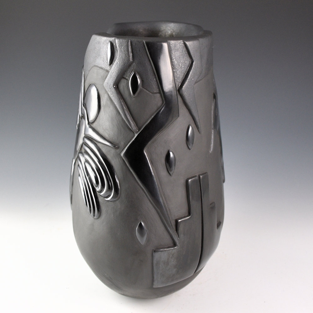 Youngblood, Nancy - Large Oval Jar with Dragonflies and Hummingbird - Image 3