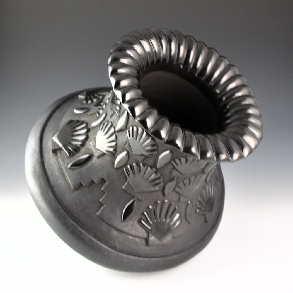 Youngblood, Nancy - Rainbow Rim Water Jar with Carved Shells - Image 2