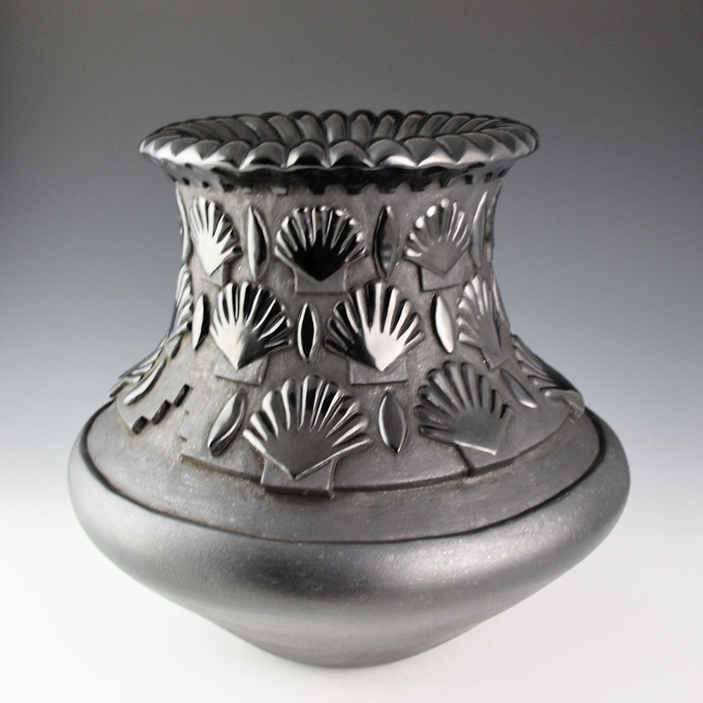 Youngblood, Nancy - Rainbow Rim Water Jar with Carved Shells - Image 4
