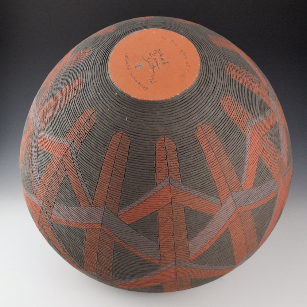 Zane Smith, Richard - 16" Wide Corrugated Jar with Op-Art Design (1992) - Image 5
