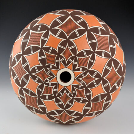 Alternative view of Patricio, Robert - "Interlocking Stars" Large Seedpot