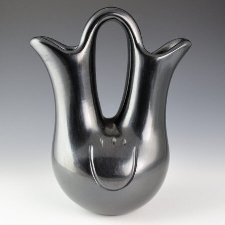Roller, Toni - 9.5" Tall Wedding Vase with Bear Paws (1986)