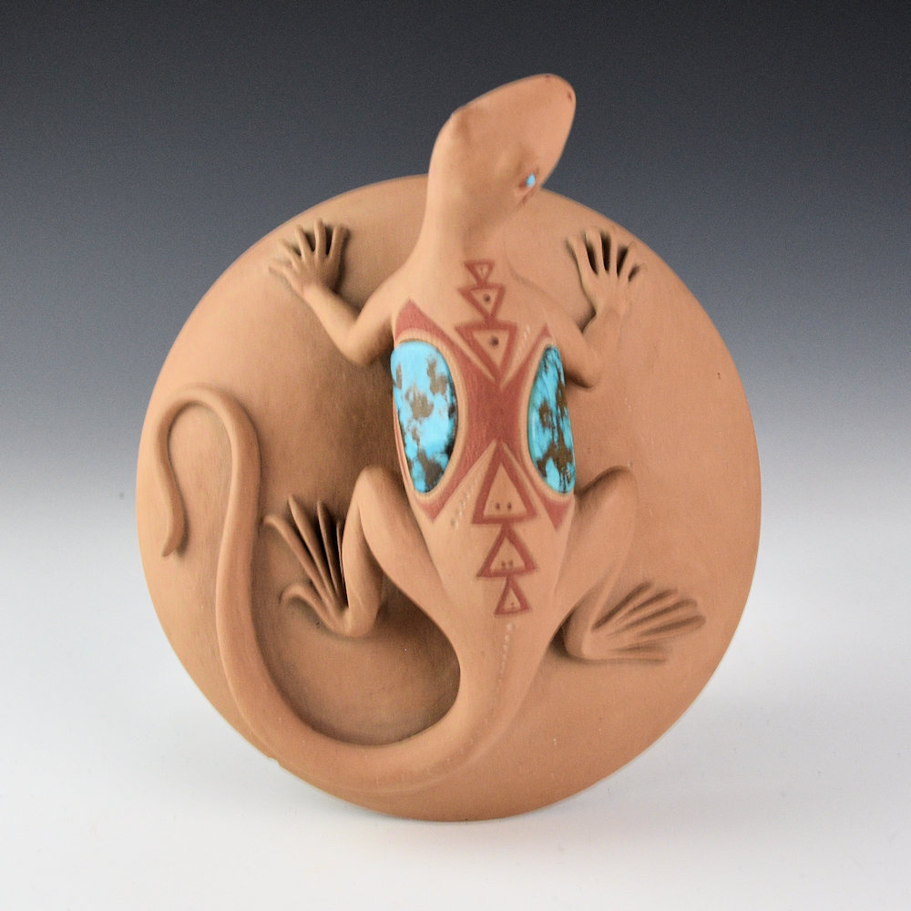 Da, Tony - "Indian Market Turtle" with Mimbres Deer, Antelope, Lizard and Sculpted Lizard Lid (1974) - Image 6