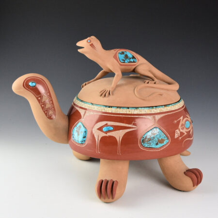 Alternative view of Da, Tony - "Indian Market Turtle" with Mimbres Deer, Antelope, Lizard and Sculpted Lizard Lid (1974)