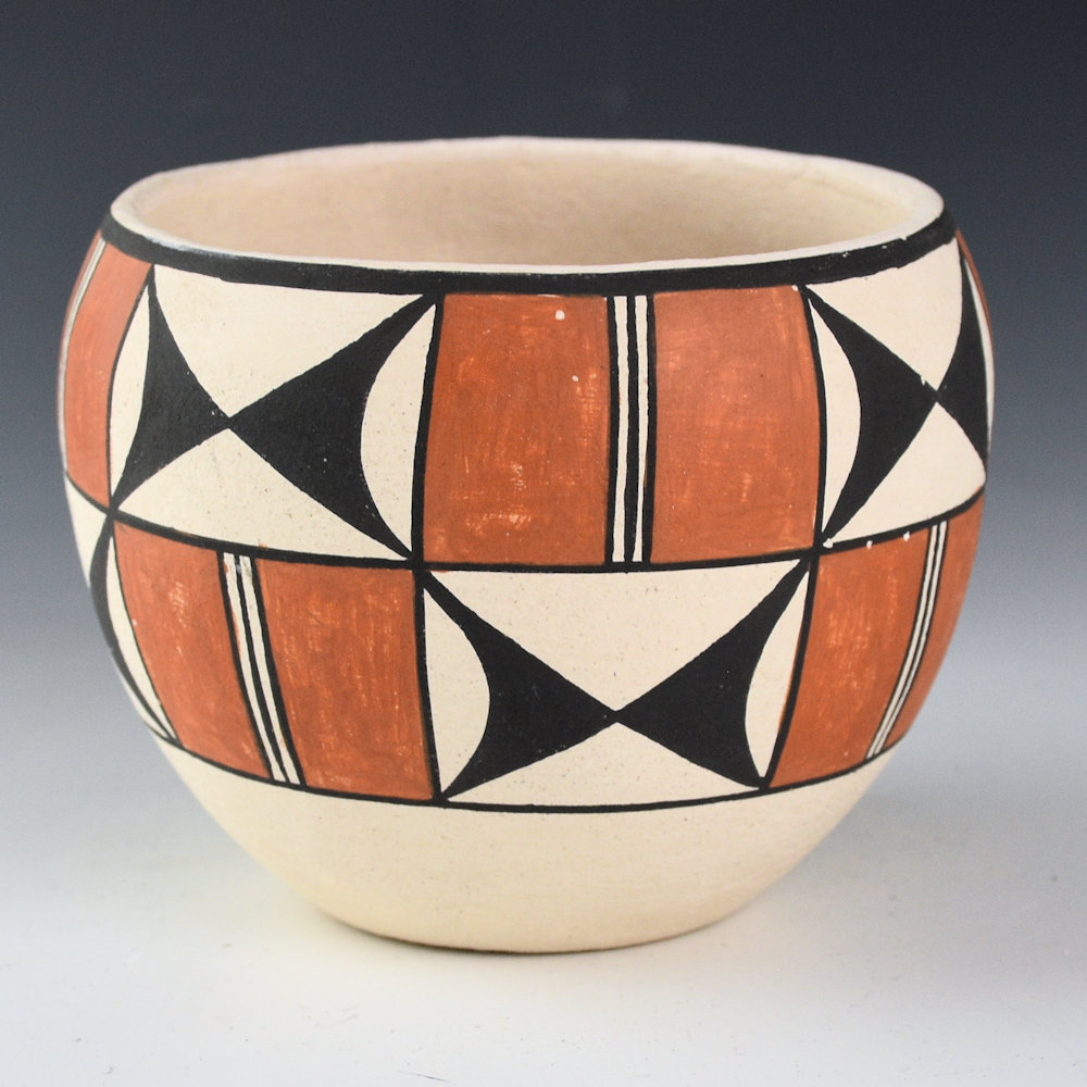 Chavez, Clara Histia - Bowl with Rain and Mist Design (1970s)