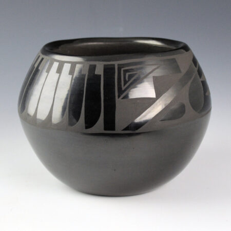 Tafoya, Cresencia - Bowl with Feather and Bird Wing Designs (1980s)