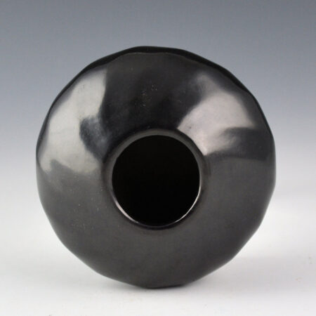 Alternative view of Gutierrez, Denny - Bowl with 16 Faceted Swirling Ribs (1994)
