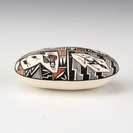 Alternative view of Lewis-Garcia, Diane - Mulit-Color Oval Seedpot with Lizard, Flute Player, Quail, and Grasshopper