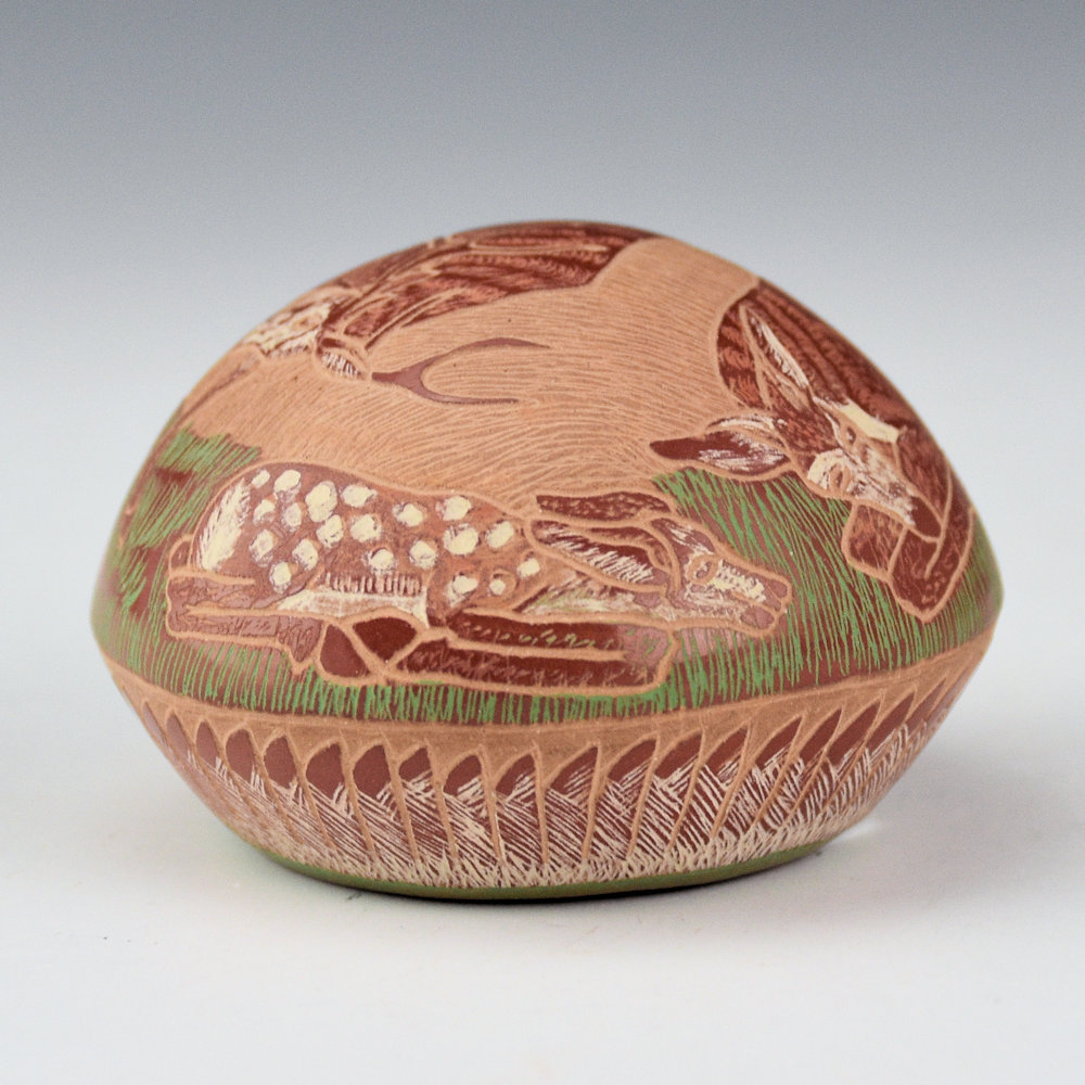 Tafoya, Camilio - "Deer Family" Seedpot (1985) - Image 3