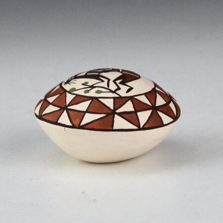 Alternative view of Lewis-Garcia, Diane - Mulit-Color Mimbres Rabbit Seedpot