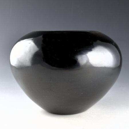 Martinez, Maria - Large Plainware Bowl "Maria Poveka", 1950s