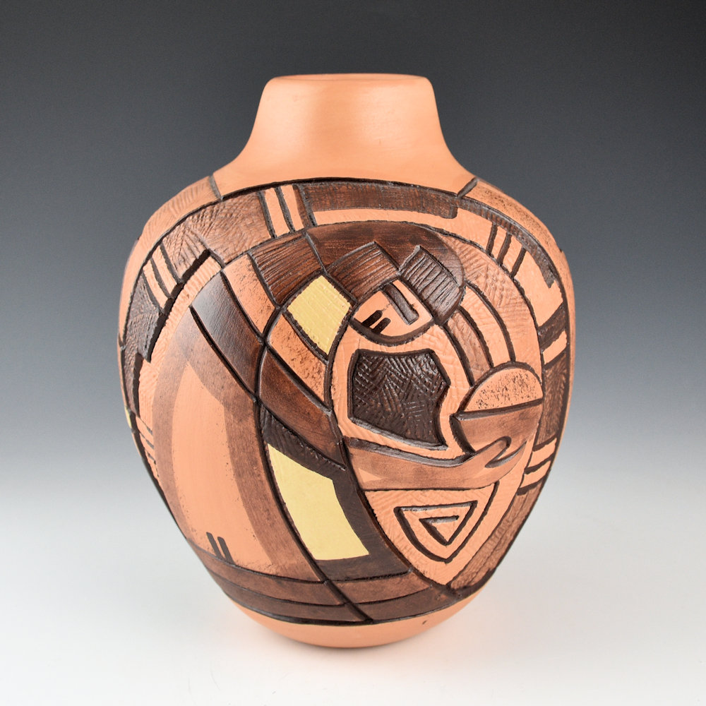 Polacca, Thomas - Jar with Carved Hano Mana Katsinas (1990s) - Image 4