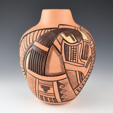 Polacca, Thomas - Jar with Carved Hano Mana Katsinas (1990s)